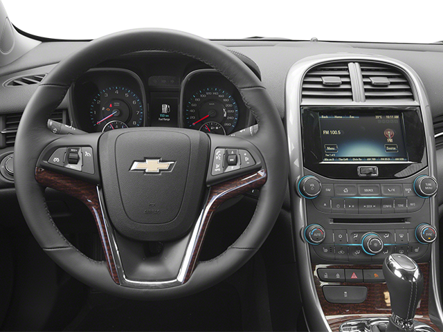 2013 Chevrolet Malibu 2LT photo 2
