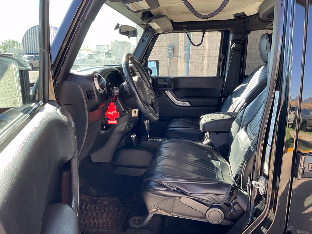 2012 Jeep Wrangler Unlimited Sahara