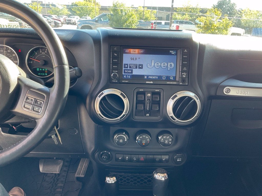 2012 Jeep Wrangler Unlimited Sahara