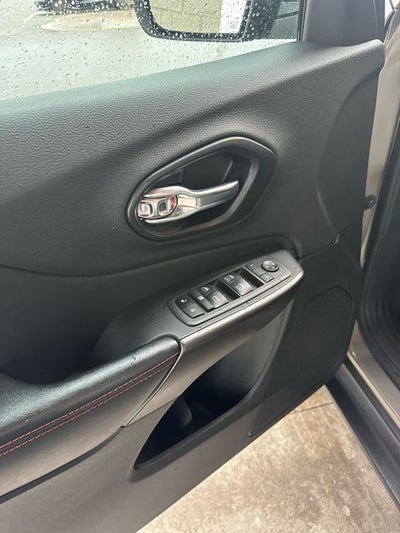 2021 Jeep Cherokee Trailhawk