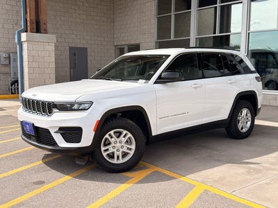 2024 Jeep Grand Cherokee Laredo
