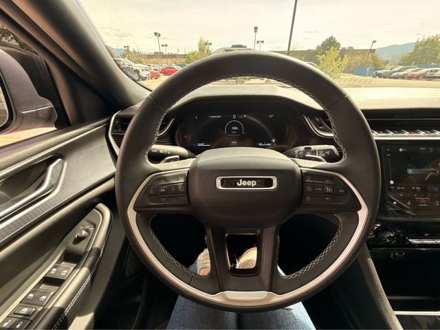 2024 Jeep Grand Cherokee Laredo