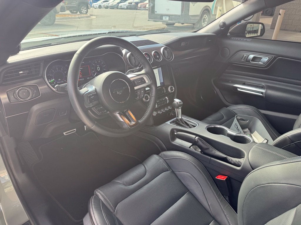 2022 Ford Mustang Mach 1