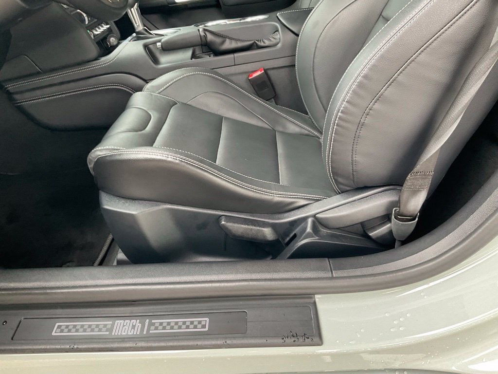 2022 Ford Mustang Mach 1