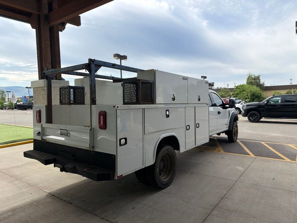 2020 Ford Super Duty F-550 DRW Chassis Cab XLT
