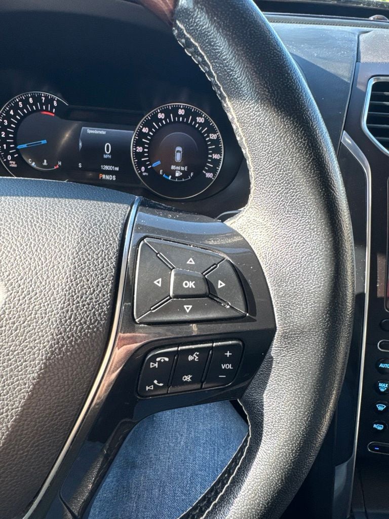 2017 Ford Explorer Platinum