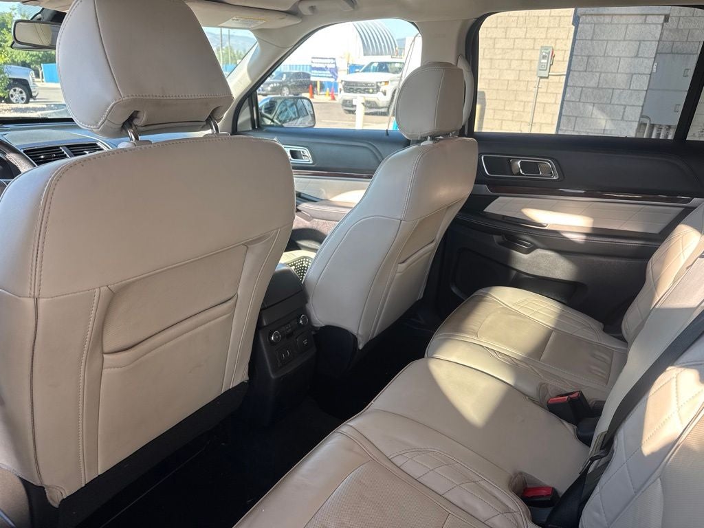 2017 Ford Explorer Platinum