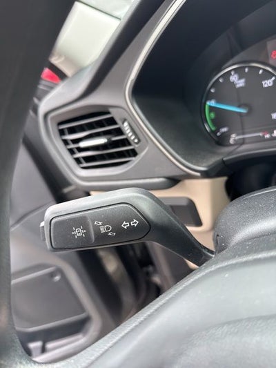 2022 Ford Escape SE Hybrid