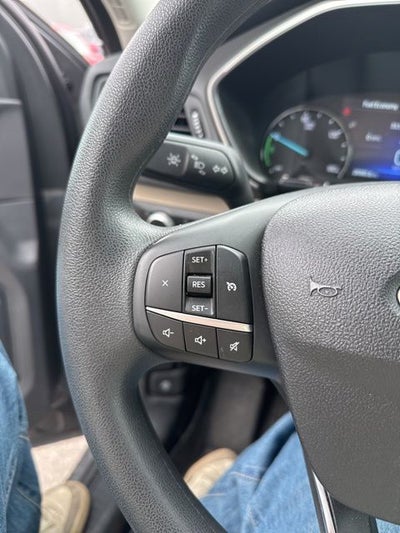 2022 Ford Escape SE Hybrid