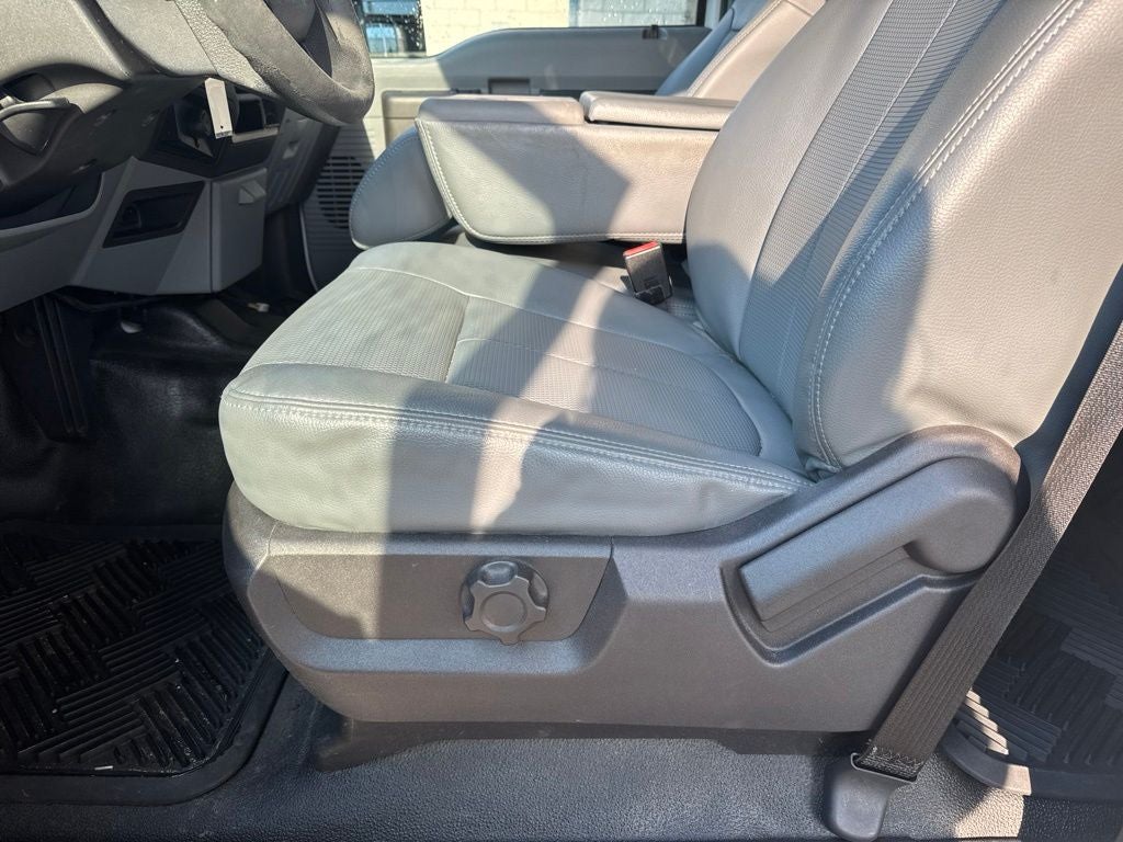 2015 Ford Super Duty F-250 Pickup Lariat