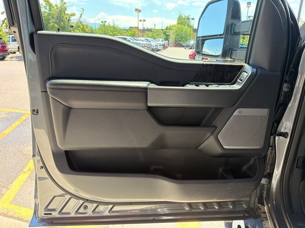2024 Ford Super Duty F-250 Pickup LARIAT