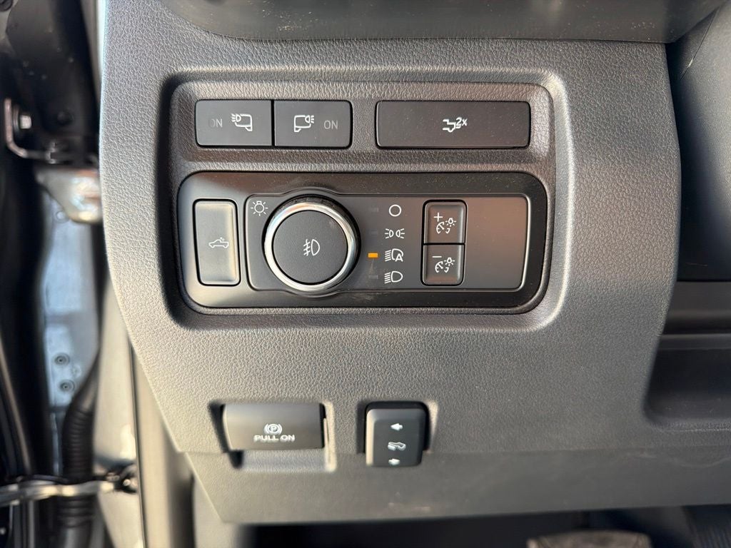 2024 Ford Super Duty F-250 Pickup LARIAT