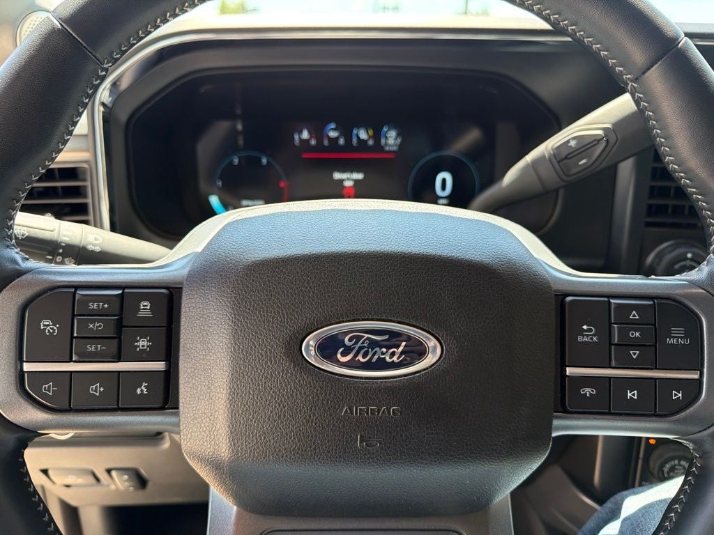 2024 Ford Super Duty F-250 Pickup LARIAT