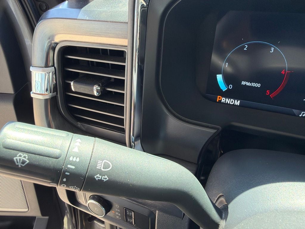 2024 Ford Super Duty F-250 Pickup LARIAT