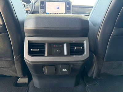 2024 Ford Super Duty F-250 Pickup LARIAT