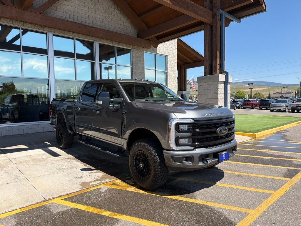 2024 Ford Super Duty F-250 Pickup LARIAT