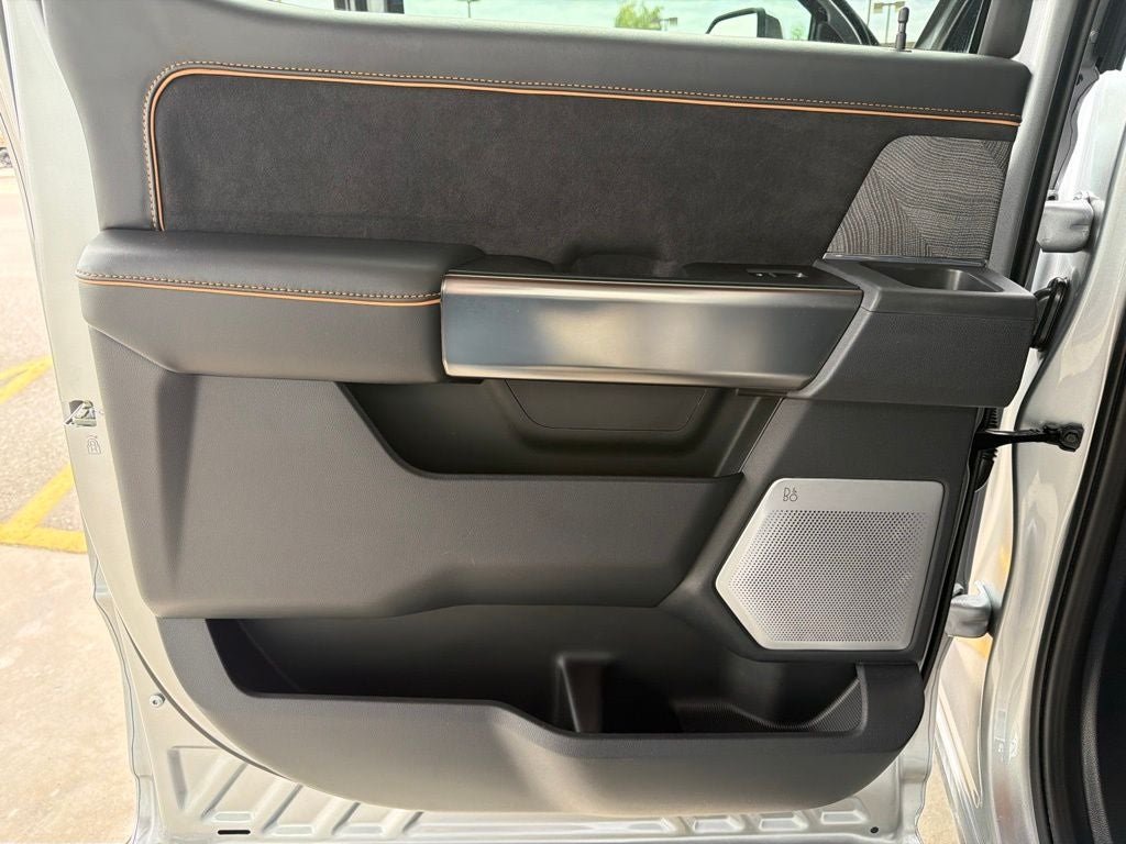 2024 Ford Super Duty F-250 Pickup Platinum