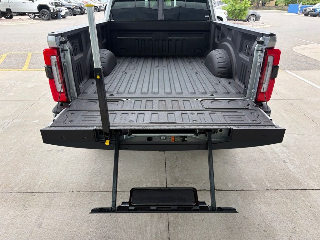 2024 Ford Super Duty F-250 Pickup Platinum