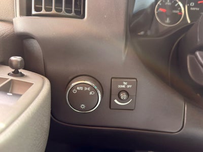2025 Chevrolet Express Passenger LT