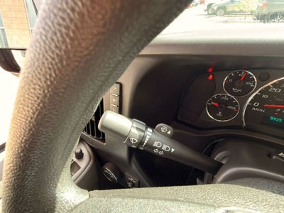 2025 Chevrolet Express Passenger LT
