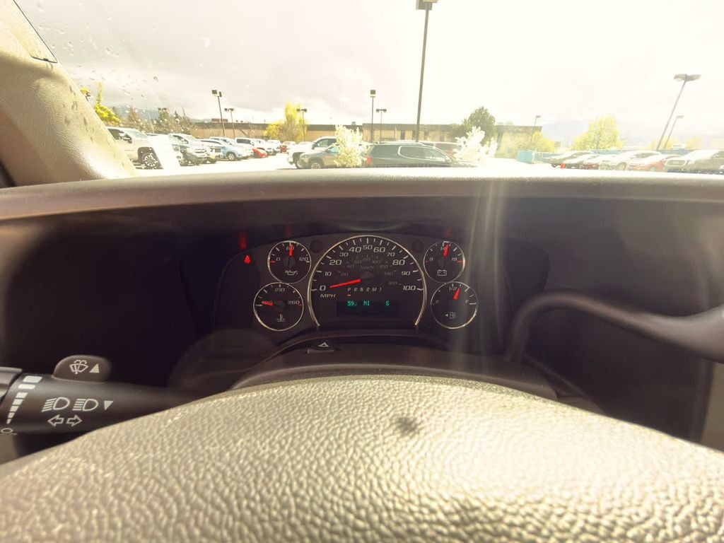 2025 Chevrolet Express Passenger LT