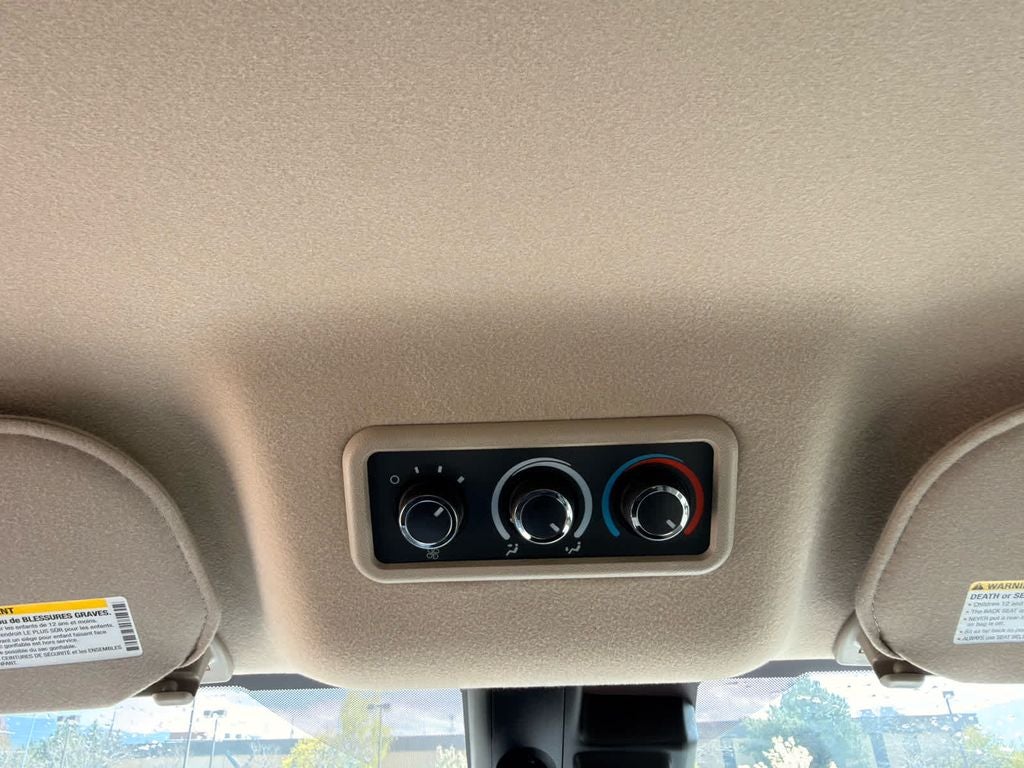 2025 Chevrolet Express Passenger LT