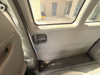 2025 Chevrolet Express Passenger LT