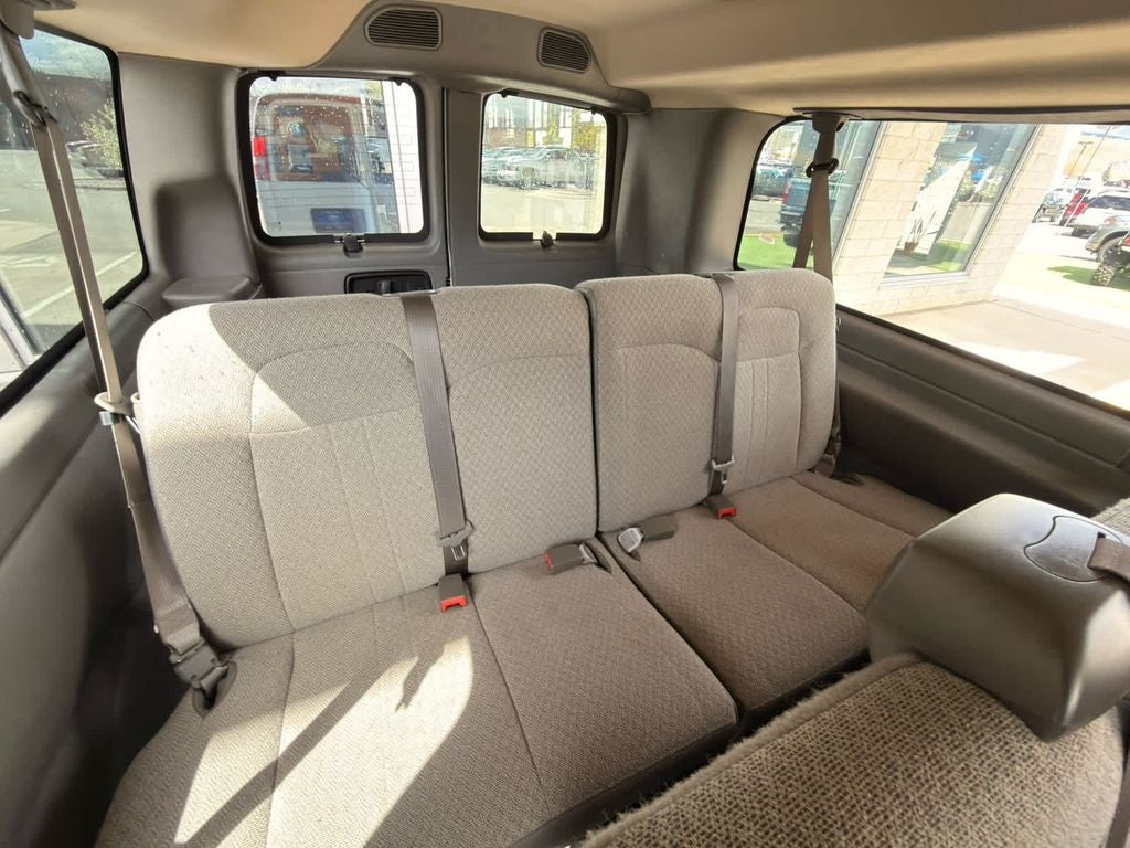 2025 Chevrolet Express Passenger LT