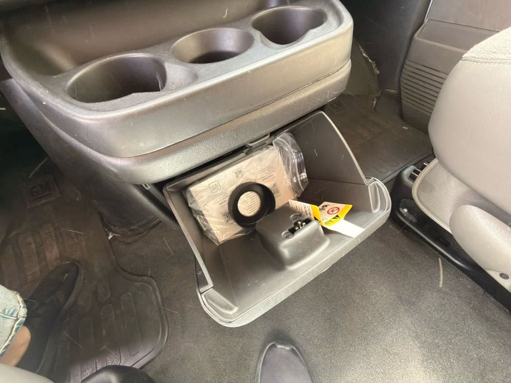 2025 Chevrolet Express Passenger LT