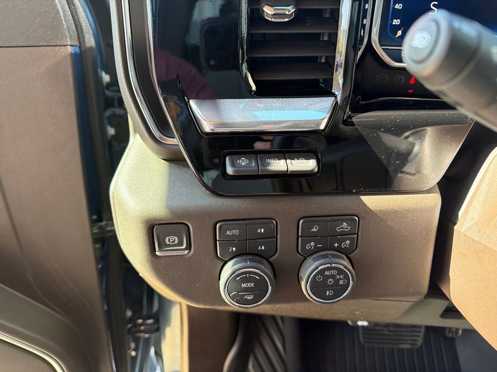 2025 Chevrolet Silverado 2500HD LTZ