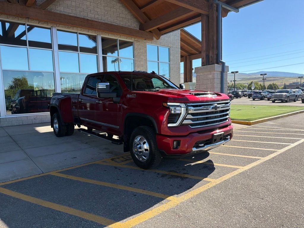 2024 Chevrolet Silverado 3500HD High Country