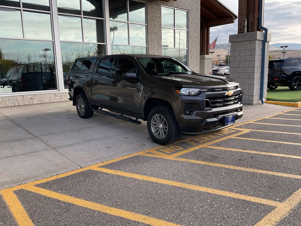 2024 Chevrolet Colorado 4WD LT