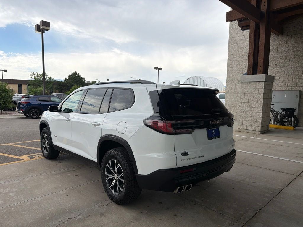 2024 GMC Acadia AT4