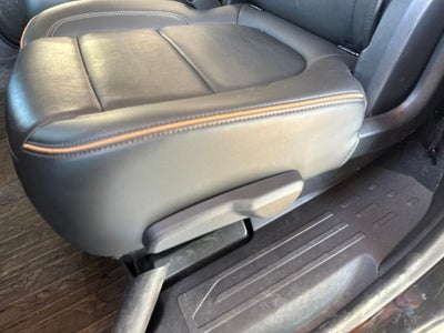 2021 GMC Acadia AT4