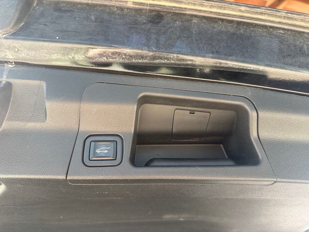 2021 GMC Acadia AT4
