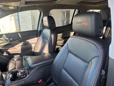 2021 GMC Acadia AT4