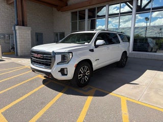 2023 GMC Yukon XL AT4