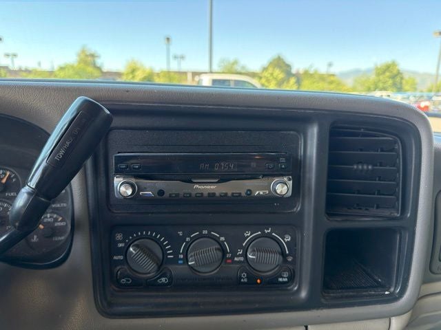 2000 Chevrolet New Tahoe LS