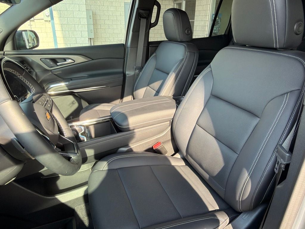 2026 Chevrolet Traverse AWD LT