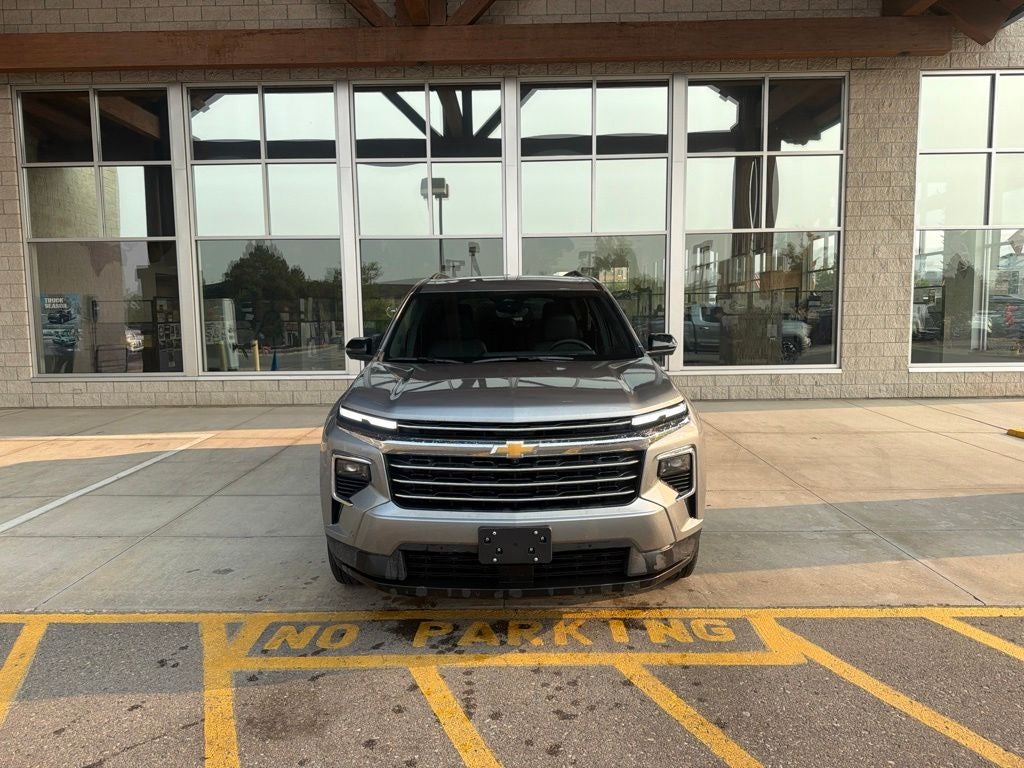 2026 Chevrolet Traverse AWD LT