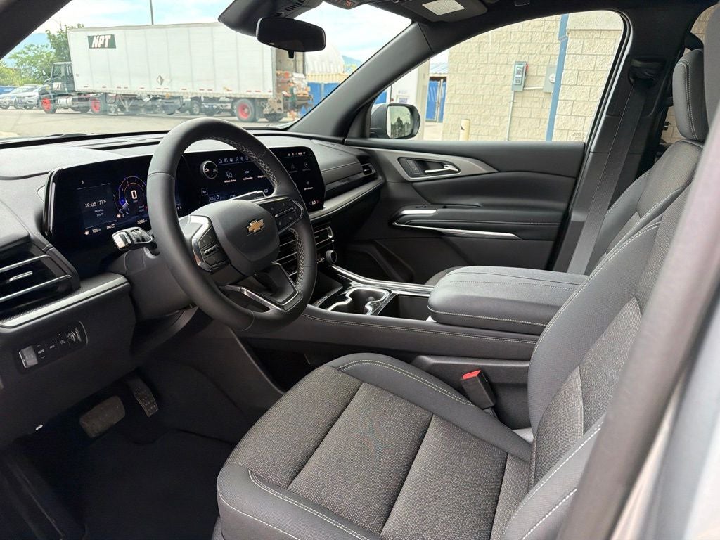 2025 Chevrolet Traverse LT 2LT