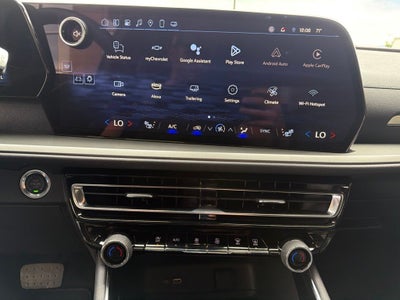 2025 Chevrolet Traverse LT 2LT