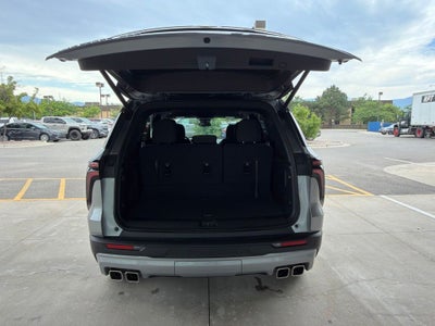2025 Chevrolet Traverse LT 2LT