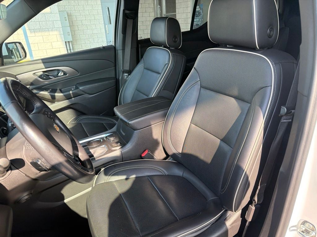 2022 Chevrolet Traverse Premier