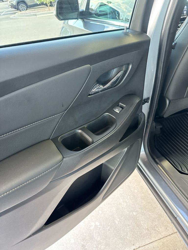 2023 Chevrolet Traverse Premier - Photo 37
