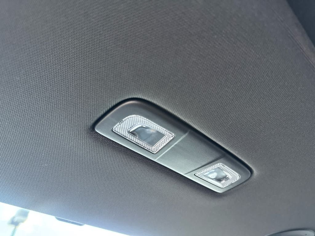 2023 Chevrolet Traverse Premier - Photo 42