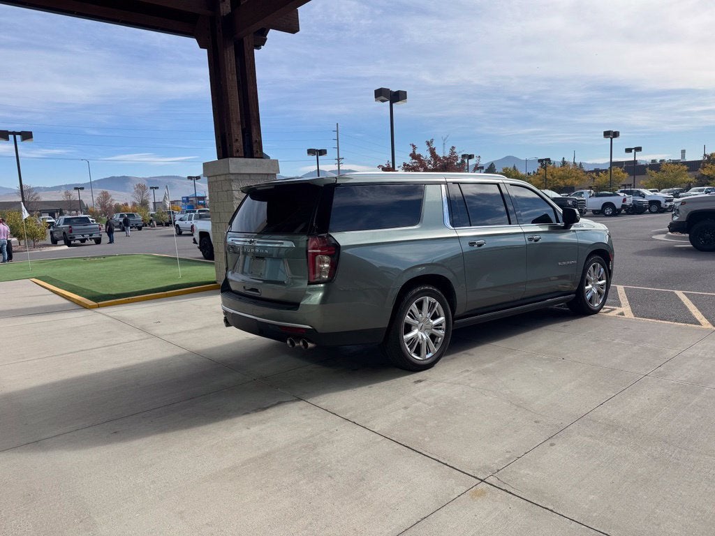 2023 Chevrolet Suburban High Country