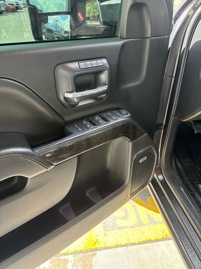 2015 GMC Sierra 2500HD available WiFi Denali