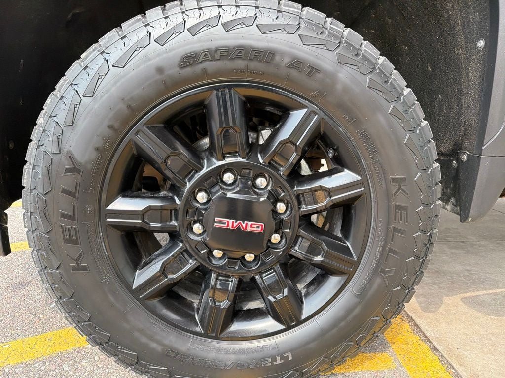 2025 GMC Sierra 2500HD AT4