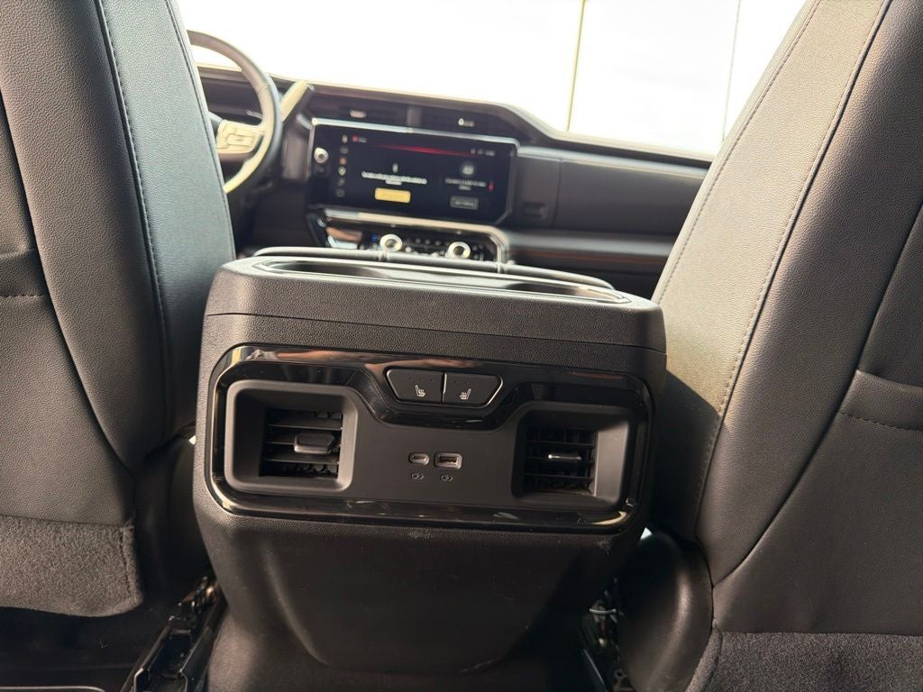 2025 GMC Sierra 2500HD AT4